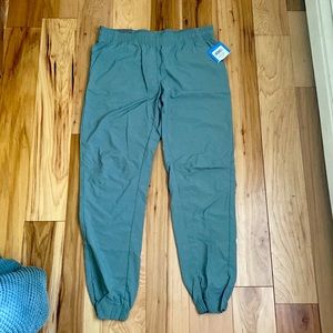 Columbia jogger pants
